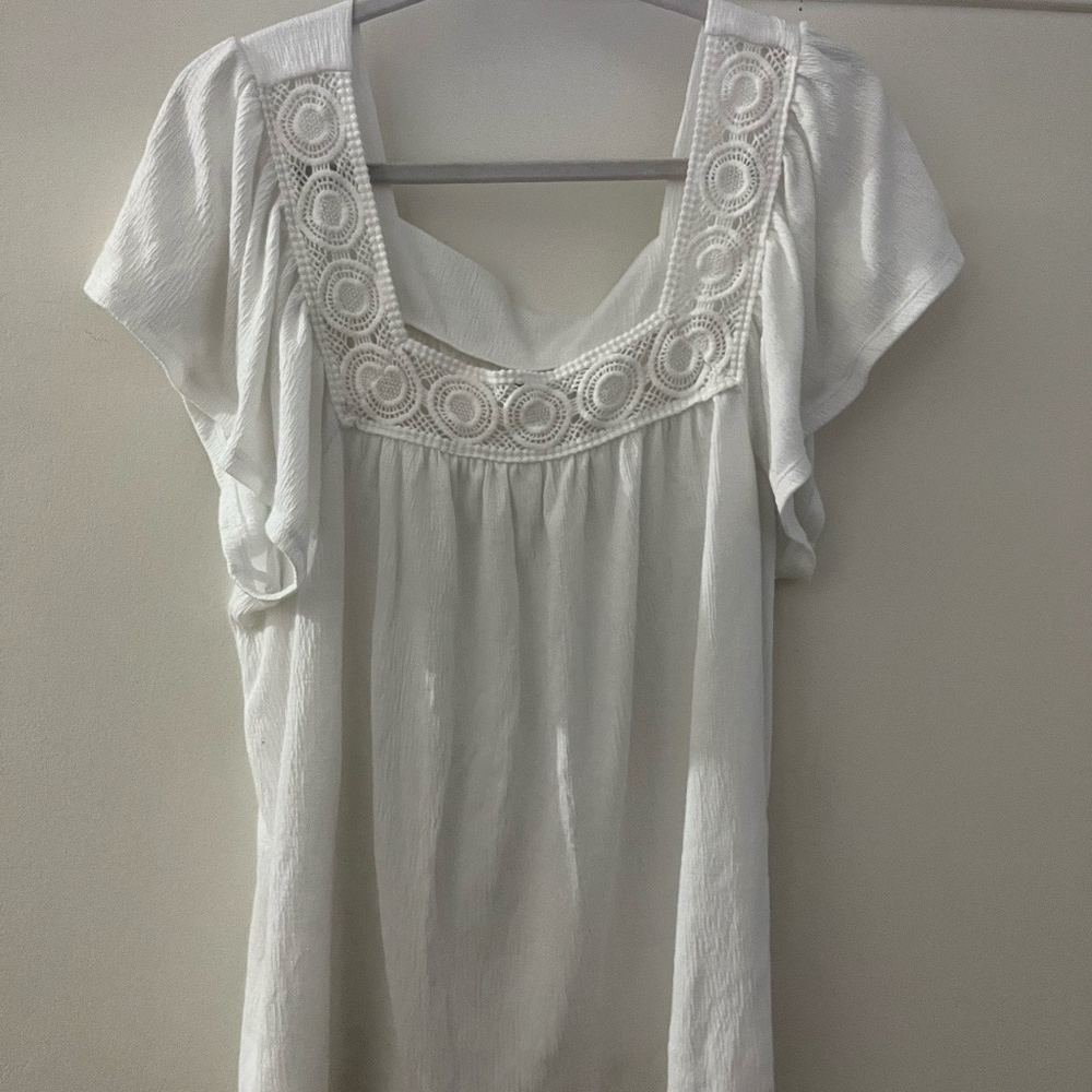 Old Navy top - White